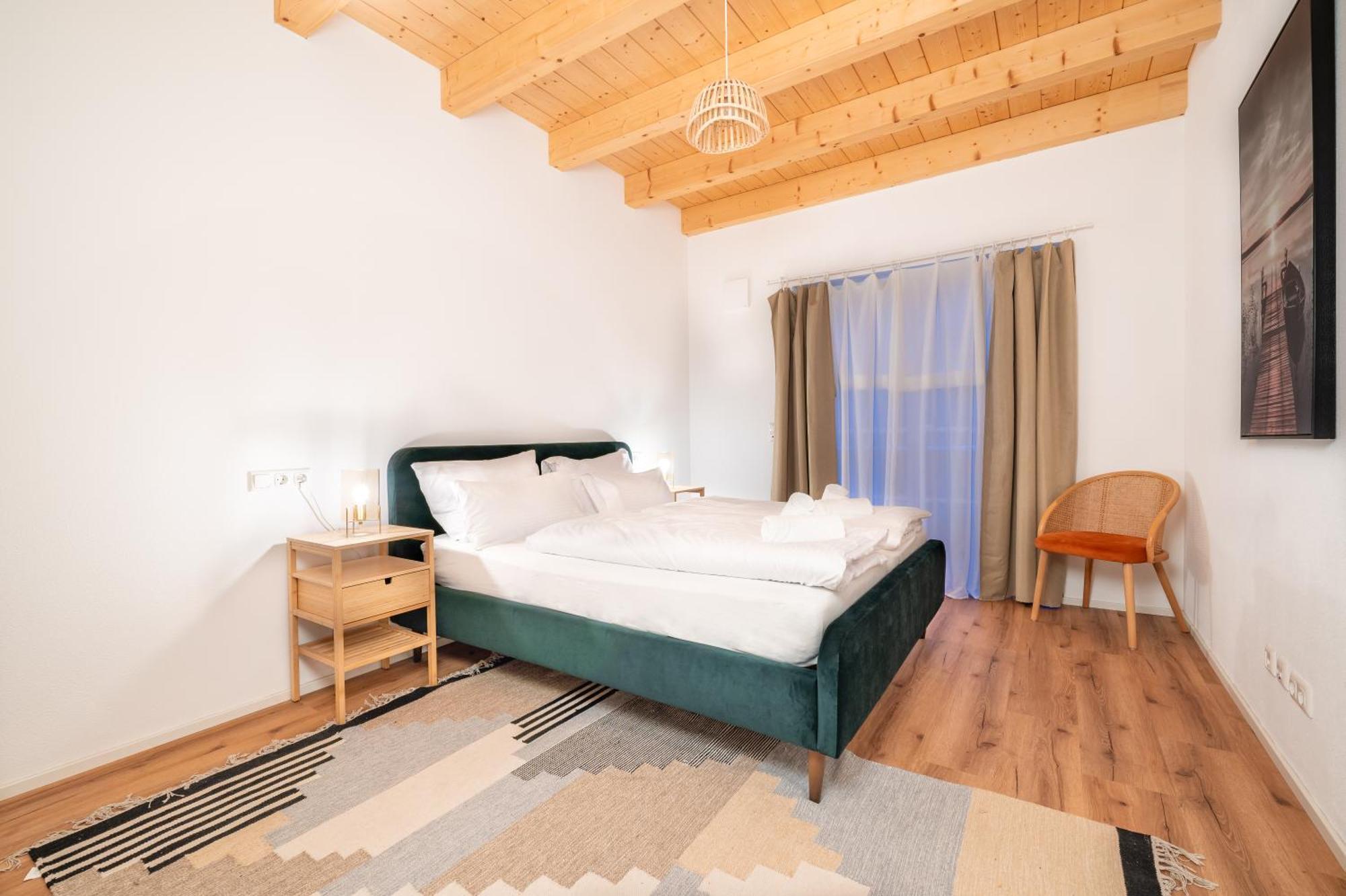 Liboria I Traumhafte Ferienwohnung In Aidling Am Riegsee Mit Atemberaubendem Blick Auf Die Majestaetische Zugspitze! Bagian luar foto